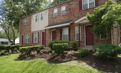 Apartments Near Arnold Alington Townhomes for Arnold Students in Arnold, MO