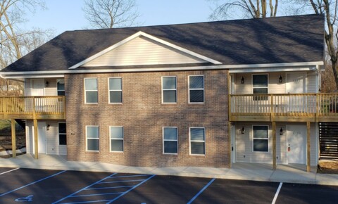 Apartments Near ISU Woods of Noel Lane Apartments for Indiana State University Students in Terre Haute, IN