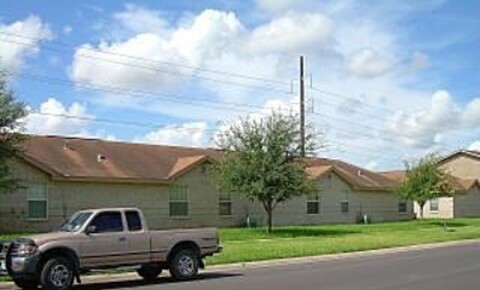 Apartments Near San Antonio 408 for San Antonio Students in San Antonio, TX