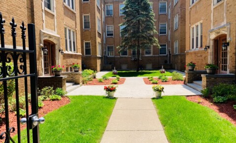 Apartments Near Dominican LS VIII, LLC for Dominican University Students in River Forest, IL