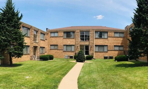 Apartments Near Logan Titchfield Court for Logan University Students in Chesterfield, MO