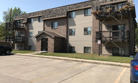 Apartments Near Grand Forks Columbine 1951 for Grand Forks Students in Grand Forks, ND