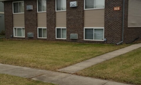 Apartments Near Concordia 909 16th St N for Concordia College Students in Moorhead, MN