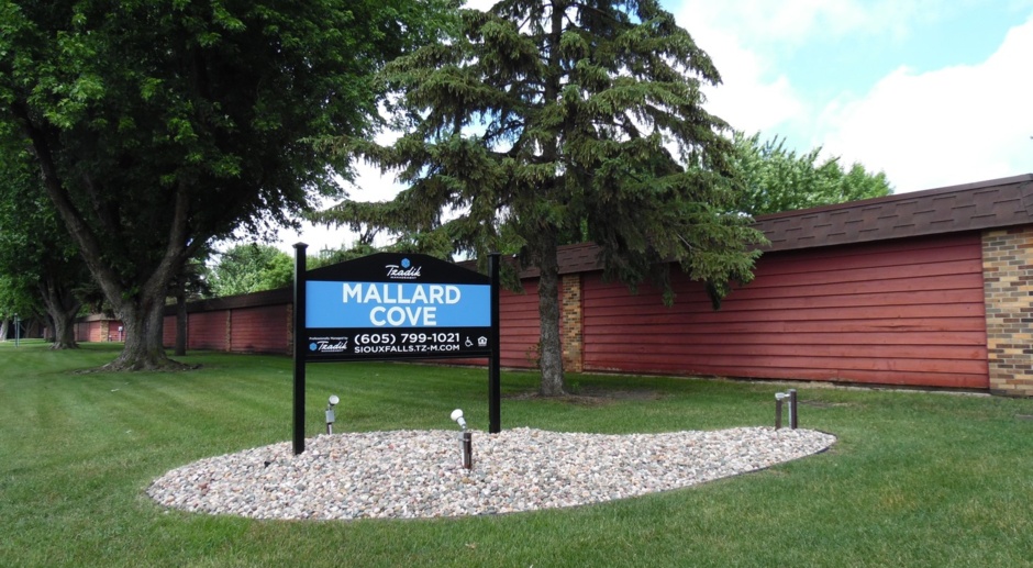 Mallard Cove (MCA1900)