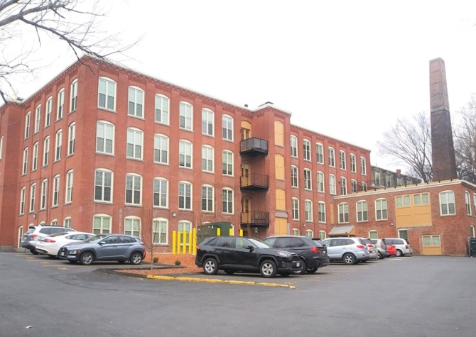 Apartments Near Beautiful Apartments Available in Leominster 