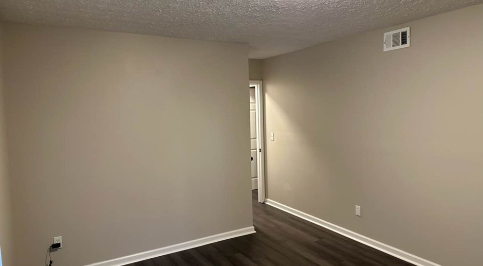 Room in 5 Bedroom Home at Newberry Trl