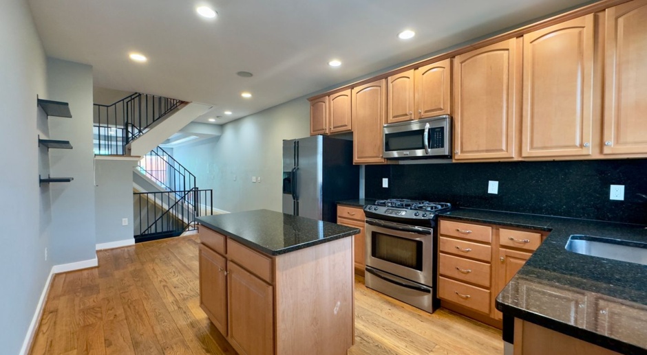 Spacious 3-Bedroom Townhome with Modern Amenities in Vibrant Baltimore!