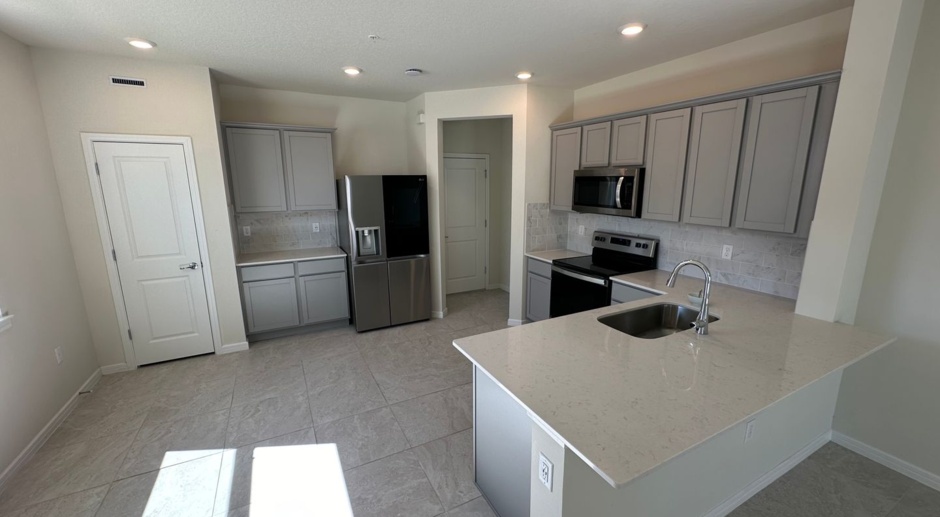 Brand new townhouse in the heart of Winter Park