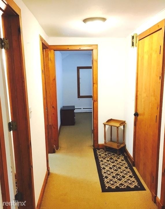 Sunny 1 Bedroom with Den/Office on 2nd Fl of Private Home - West Harrison