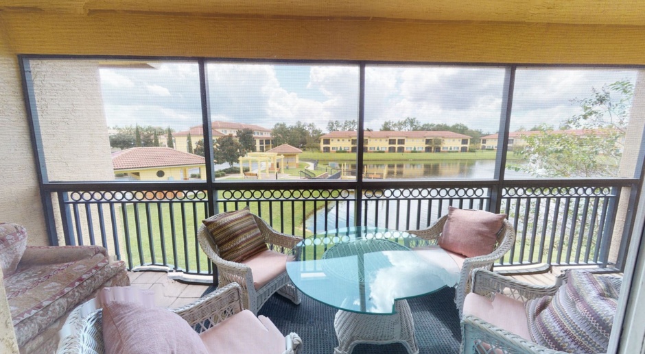 Beautifully FURNISHED 2 bedroom, 2.5 bathroom townhouse in Il Villagio! 