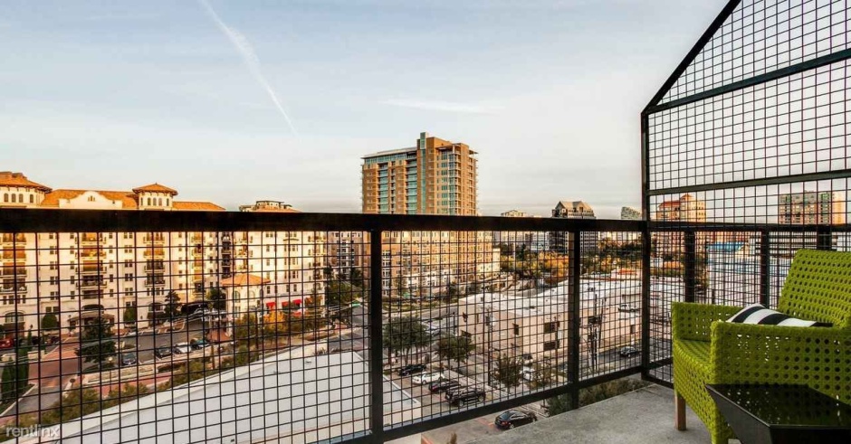 3033 Routh Street, Unit 12391