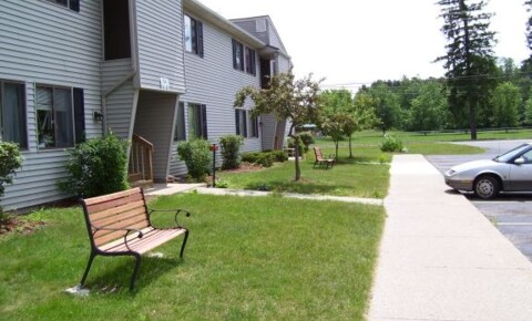 Houses Near MCC Mainville Apartments for Montcalm Community College Students in Sidney, MI