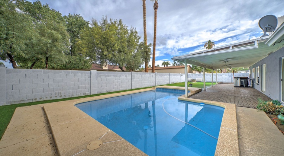 5 Bedroom + 2 Bathroom Home w/ Private Pool and Large Backyard Oasis in Scottsdale