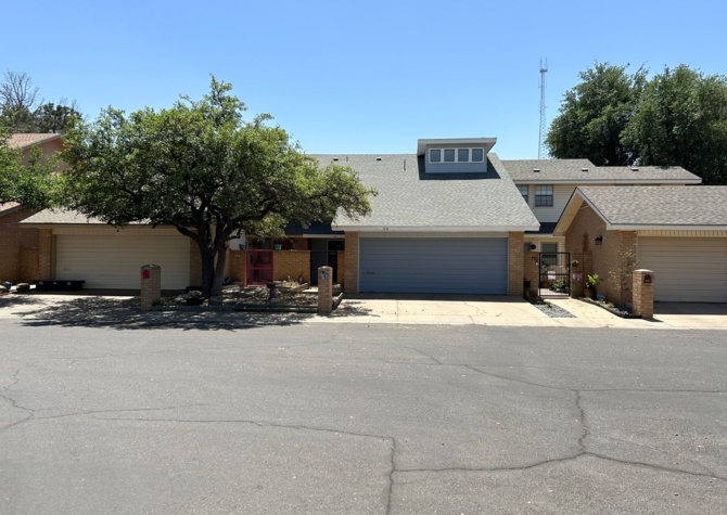 Houses Near **LEASED** Two story townhouse in Quail Park