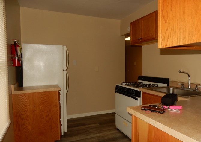 Houses Near 2 BEDROOM SOUTH 7TH STREET Now leasing for 23/24 or 24/25 School Term