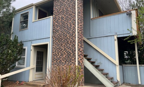 Apartments Near CU Boulder Charming 2 bed 1 bath Upper Level Condo in Lafayette! WATER/SEWER/TRASH INCLUDED for University of Colorado at Boulder Students in Boulder, CO