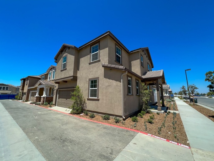 2023 Built 3 bedroom Home with Solar in Temecula for LEASE! 