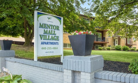 Apartments Near Brown Aveda Institute-Mentor Mentor Mall Village for Brown Aveda Institute-Mentor Students in Mentor, OH