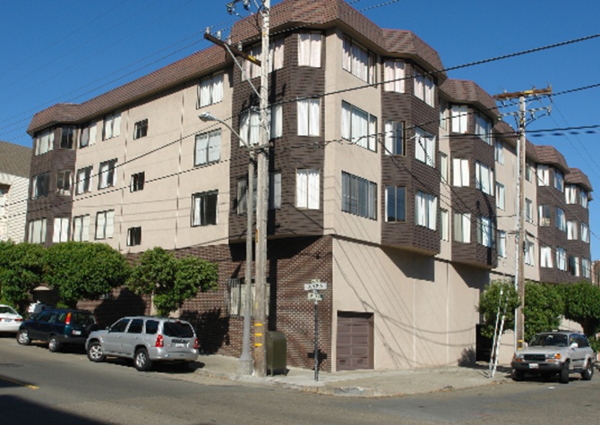 Apartments Near 400 Anza Street (902r)