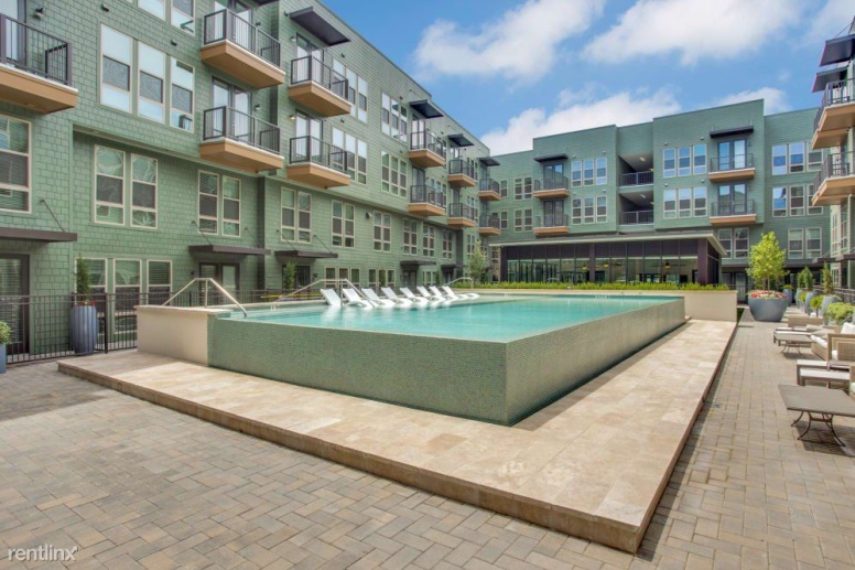 Midtown Dallas Apartments/Townhomes One Month Free