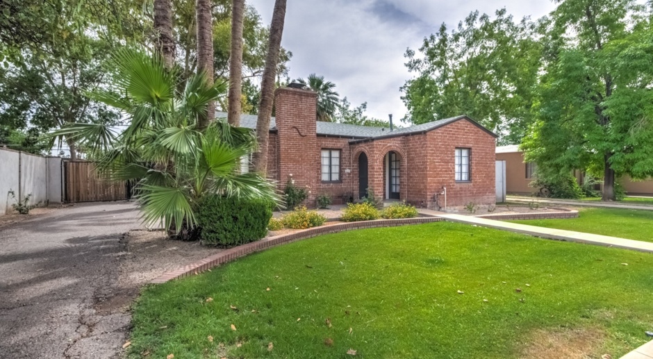 Historical Charmer in the Heart of Tempe