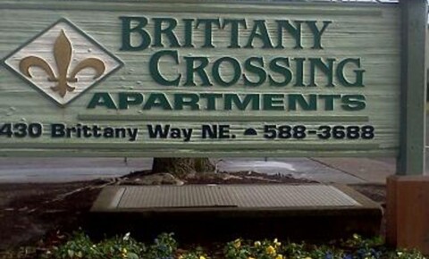 Apartments Near College of Hair Design Careers BRITTANY CROSSING APTS for College of Hair Design Careers Students in Salem, OR