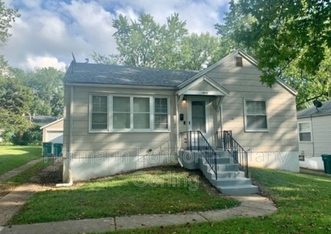 Houses Near Charming 3BR Home in St. Louis
