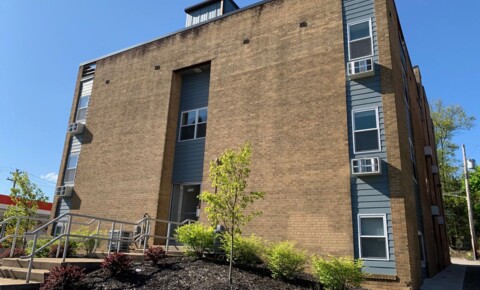 Apartments Near Community College of Allegheny County-South 7528 Penn Avenue for Community College of Allegheny County-South Students in West Mifflin, PA