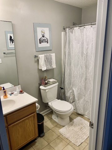 ONE BEDROOM IN 3 BEDROOM APARTMENT NEAR UNG GAINESVILLE