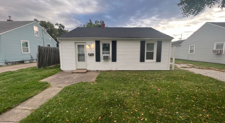 Newly Remodeled Home for Rent in Moline 
