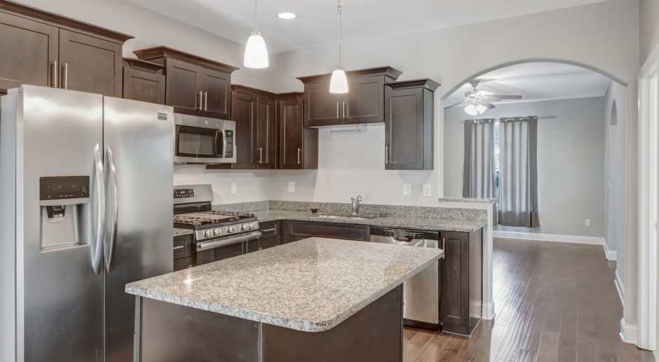 Harpeth Park Townhome in Bellevue