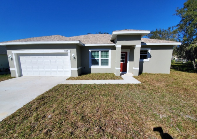 Houses Near BRAND NEW - Available in Poinciana, 4 Bedroom!