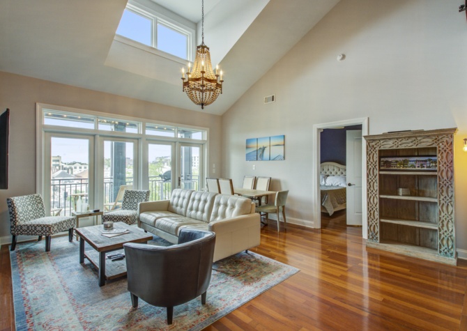 Houses Near Fully Furnished Condo in Downtown Charleston!