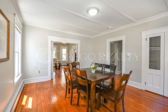 Charming colonial house with modern touches about three blocks from Trinity College 