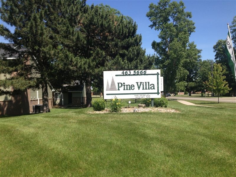 Pine Villa Apartments
