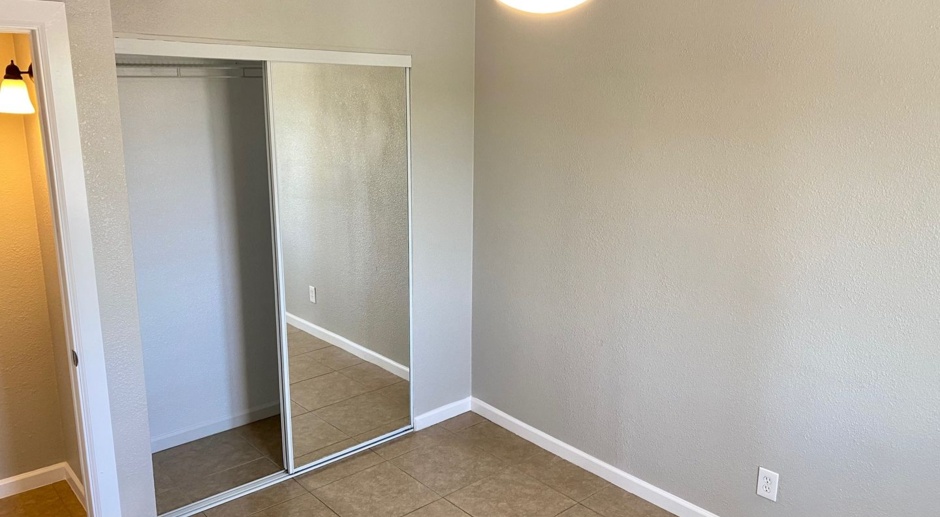 *MOVE IN SPECIAL* Downtown Phoenix Living at The Palms Downtown - Remodeled 2 Bed 1 Bath Apartment Close To Everything!