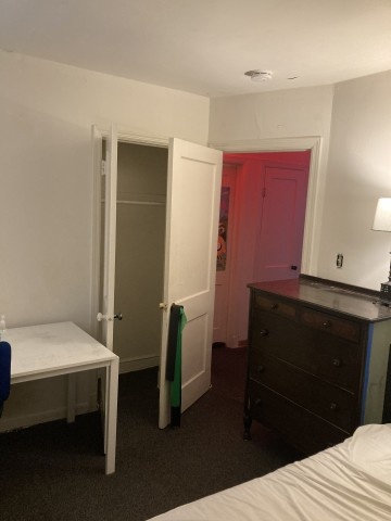 $517 a month room in house