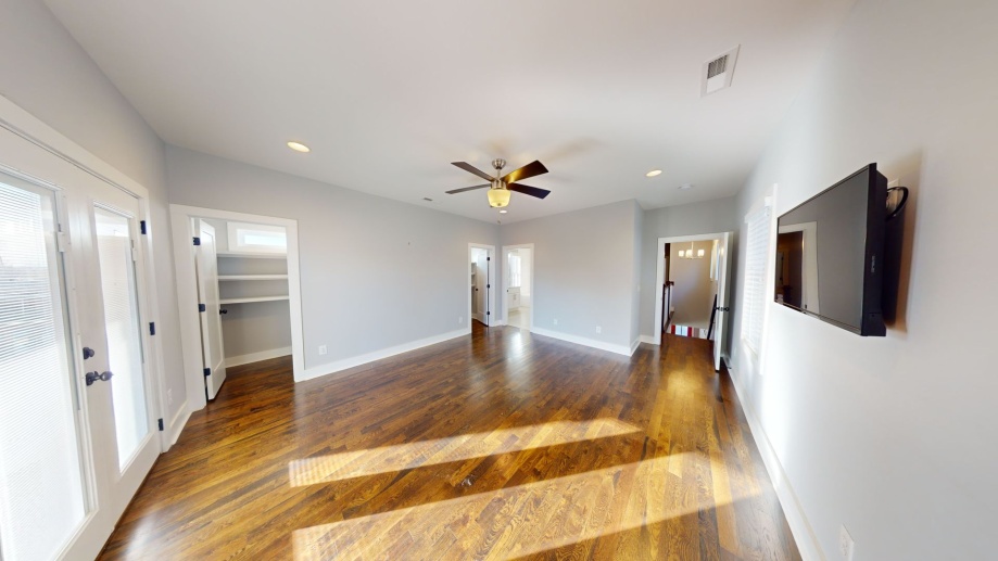 $1750 OFF FIRST MONTH Newer East Nashville home MOVE IN READY!
