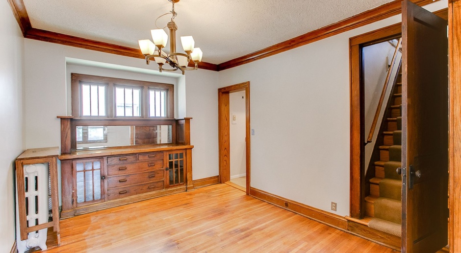8 Bedroom home near Macalester 