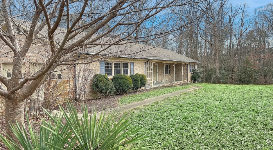 $250 OFF FIRST MONTH'S RENT! Charming 3 Bedroom, 2 Bathroom Rancher Retreat in North Chesterfield!