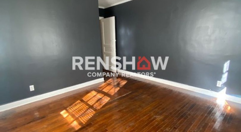 Duplex Located In Berclair/ Highland Heights Available For Rent + Move- In Ready + Call For Showings