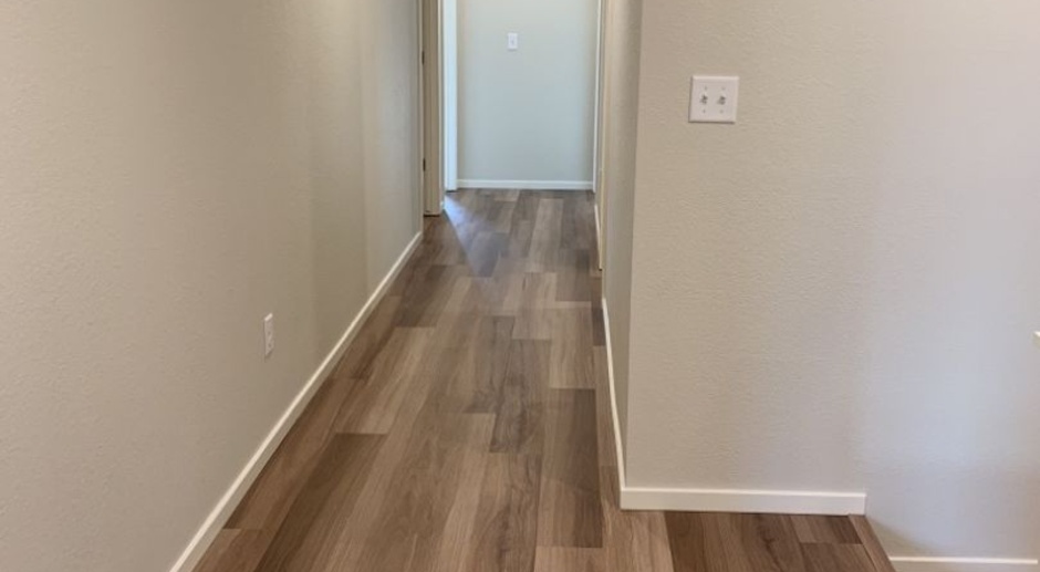 Mosaic Townhomes 3-Bed / 2.5-Bath w/ Attached Two-Car Garage