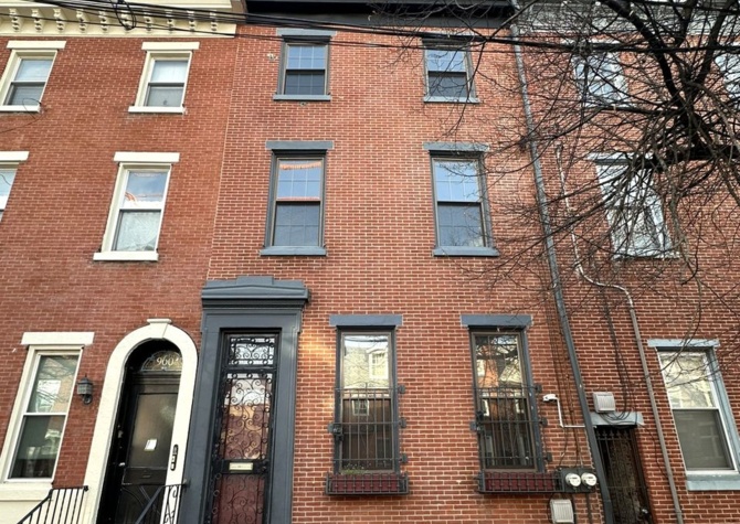 Apartments Near Amazing 4-Bedroom Apartment Located in Northern Liberties! Available NOW!