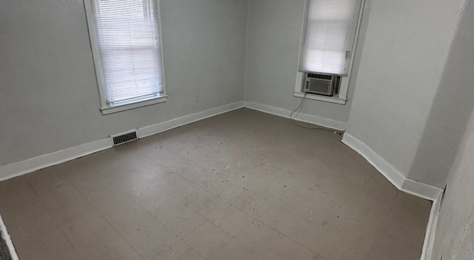 $495 - 1 bedroom/ 1 bathroom - Cozy apartment in Historic Delano