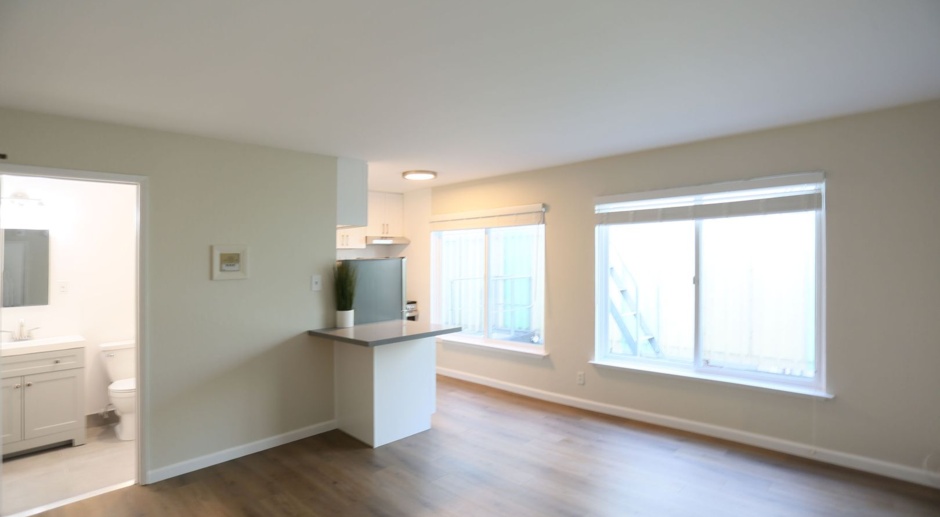  OPEN HOUSE:Tuesday(4/9)7:45pm-8pm Newly remodeled, second floor 1BR/1BA in Noe Valley, Parking available for an add'l fee (158 Duncan Street #2)