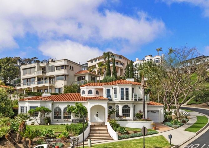 Houses Near Stunning San Clemente Gem!