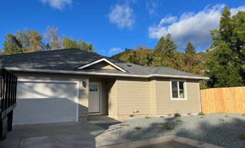 Houses Near RCC Brand New Home for Rogue Community College Students in Grants Pass, OR