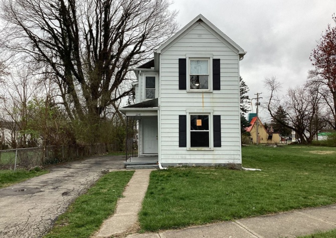 Houses Near 2240 Lakeview Ave 3BR/1BA (Dayton)