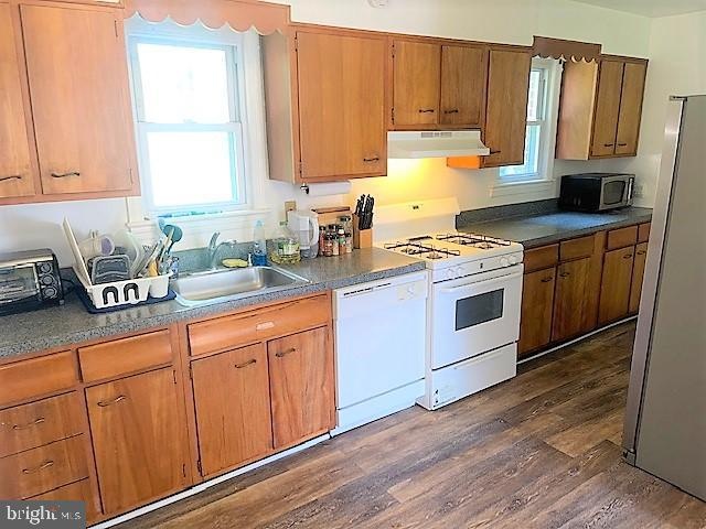 All Utilities included Special 5020 Niagara Rd 1 BD and 1BA room rental