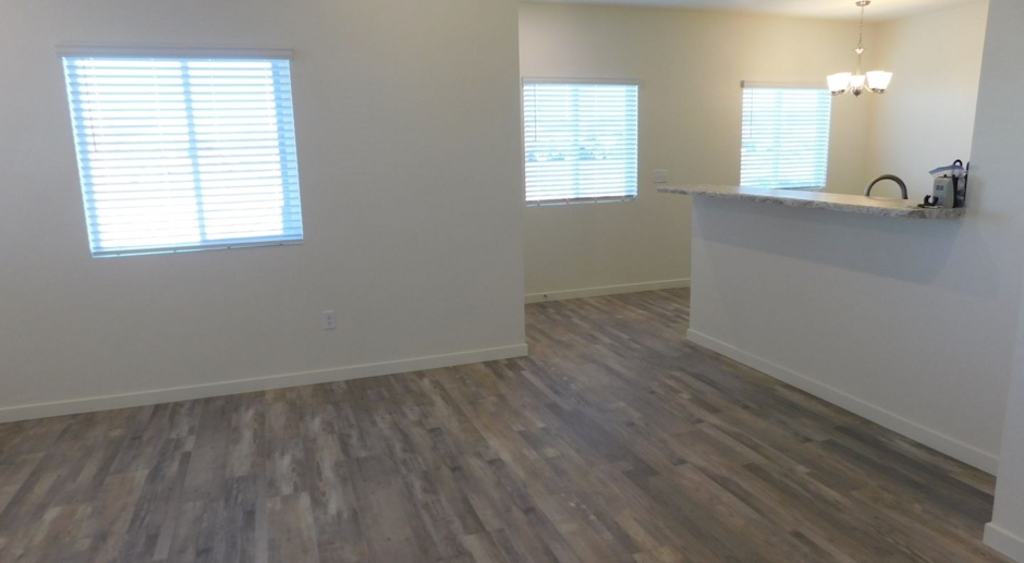 REDUCED! One Week Free Rent with lease signed by 3/31/2024!